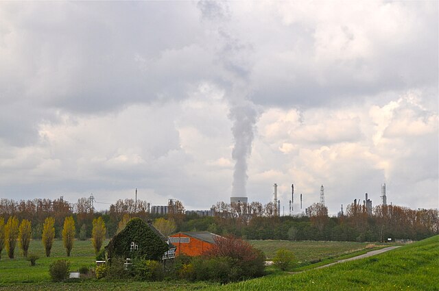 Het terrein van Dow Chemical bij Terneuzen.